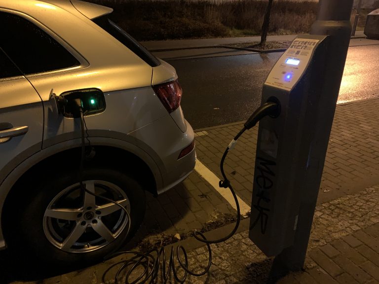 500 neue Ladepunkte für mehr Elektroautos in Marzahn-Hellersdorf