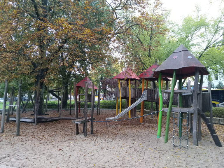 Spielplatz auf dem Wilhelmplatz muss dringend erneuert werden
