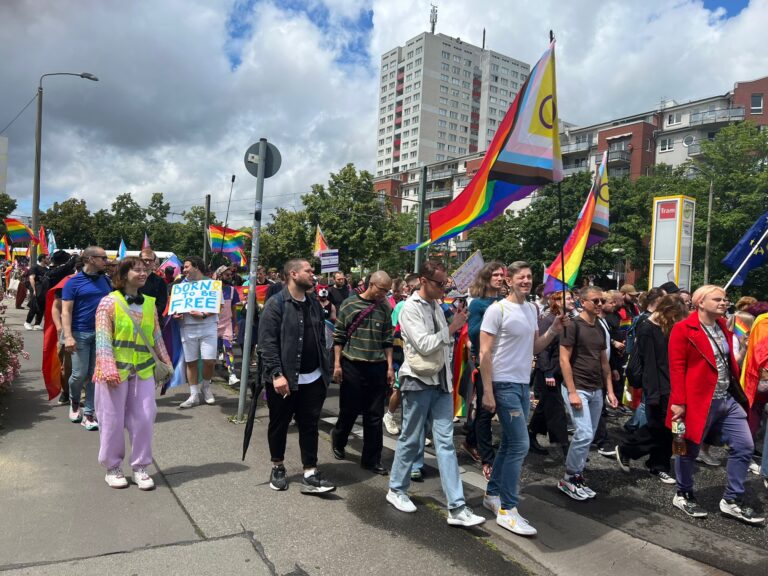 Das Regenbogenzentrum für Marzahn-Hellersdorf kommt!